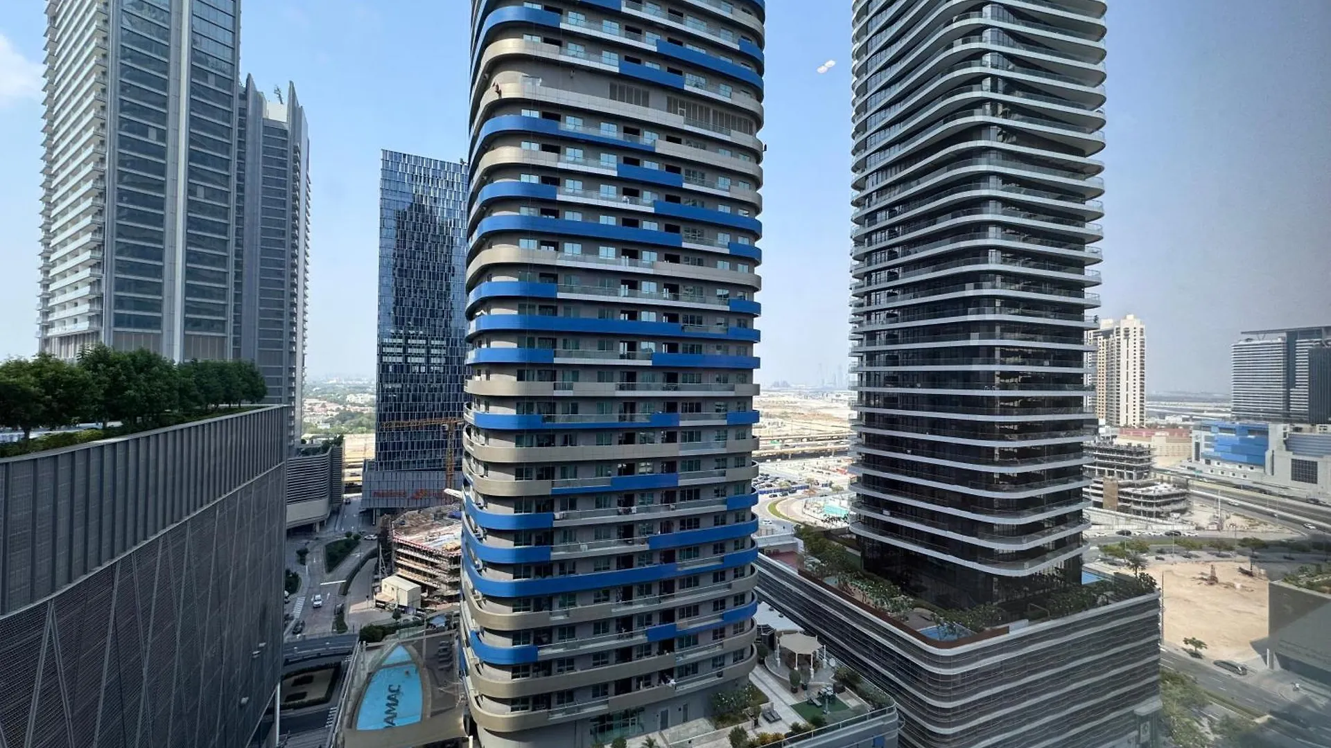 Dunya Tower Downtown Dubai Apartment United Arab Emirates